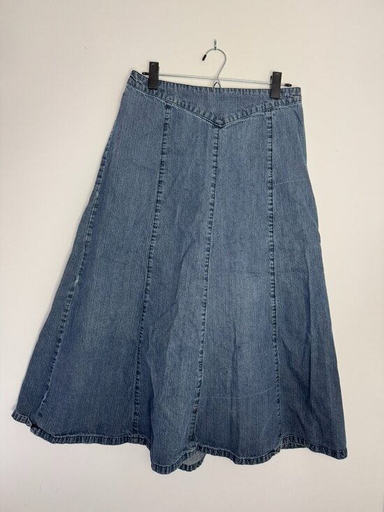 Chadwicks Dresses & Skirts - Vintage Chadwicks Denim Skirt Size 10